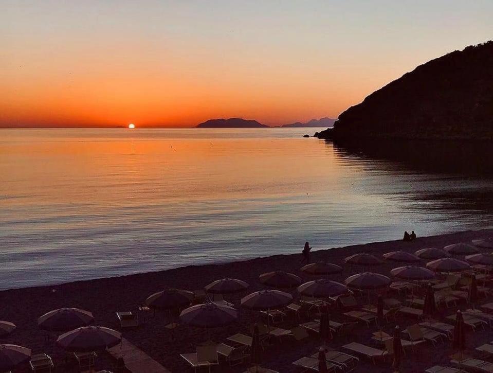 Vista Eolie Milazzo- Apartments Kültér fotó